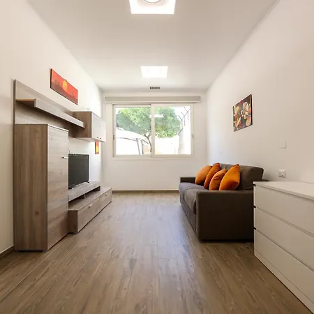 Goodstay Dimora Orsini Ducas Lecce Exterior photo