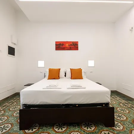 Goodstay Dimora Orsini Ducas Lecce Exterior photo